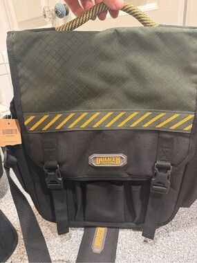 Duluth Trading Laptop Mechanic Electrician Multi Pocket Messenger Tool Bag Black